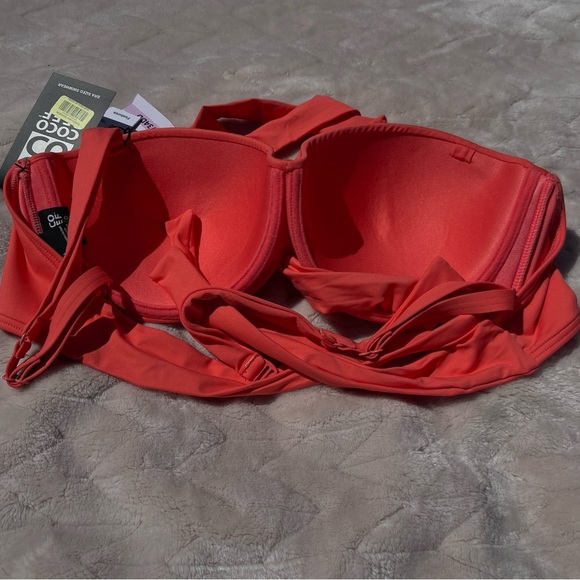NWT Coral Multi Fit Bikini Top - Picture 3 of 3